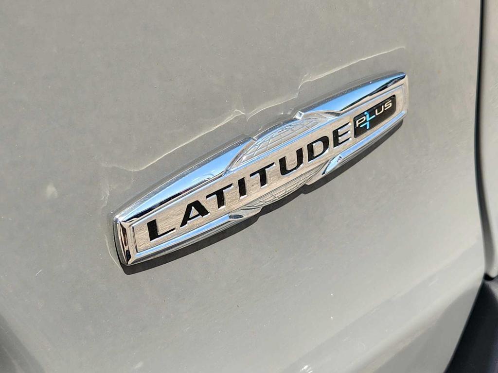 used 2019 Jeep Cherokee car, priced at $18,222