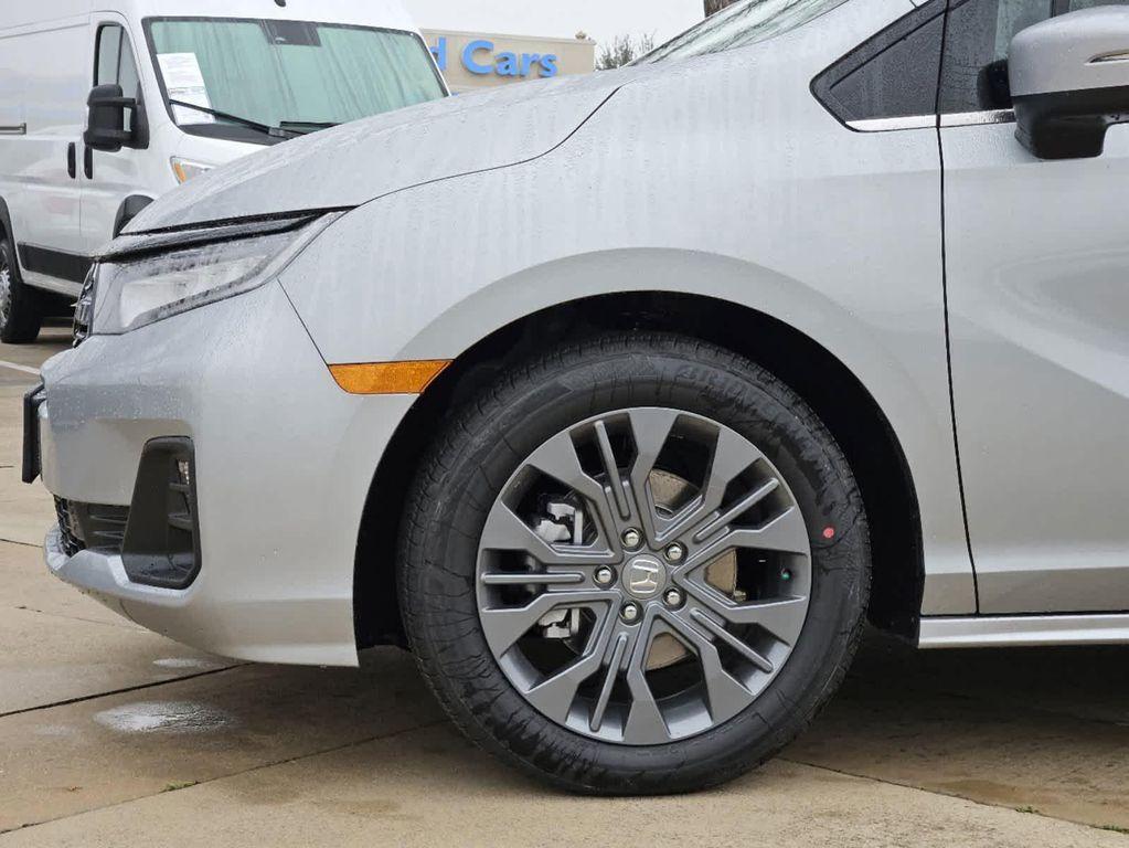 new 2026 Honda Odyssey car, priced at $48,990