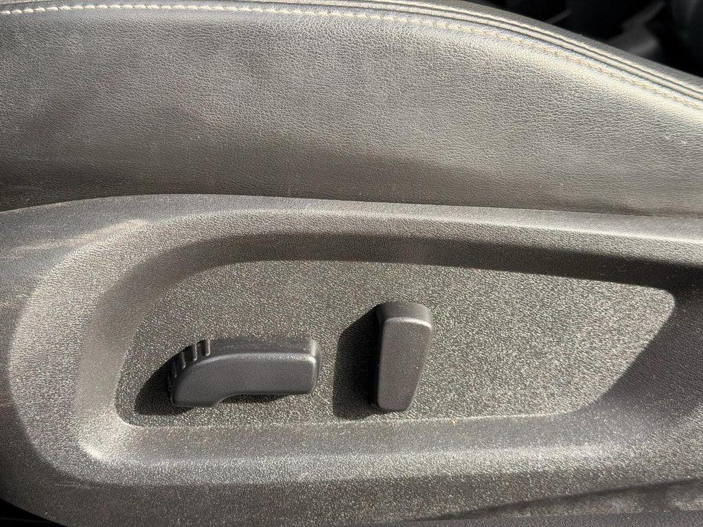 used 2020 INFINITI Q60 car, priced at $23,995