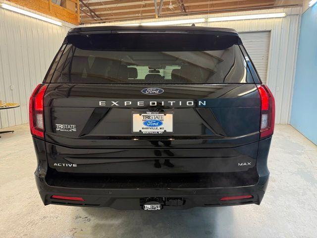 new 2025 Ford Expedition Max car, priced at $76,585