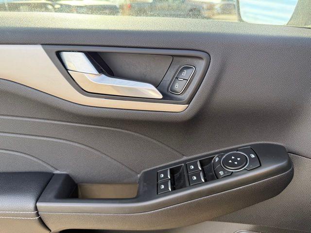 used 2022 Ford Escape car, priced at $23,000