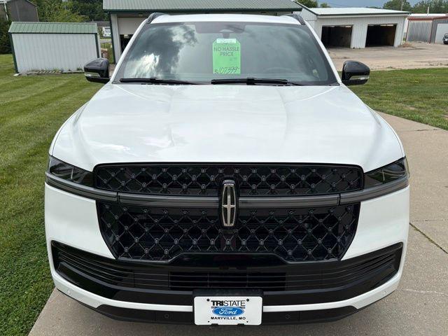 used 2026 Lincoln Navigator car, priced at $100,387