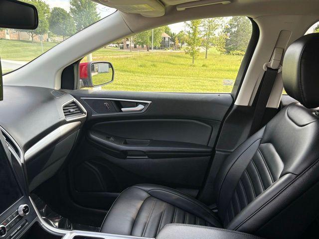 used 2023 Ford Edge car, priced at $29,000