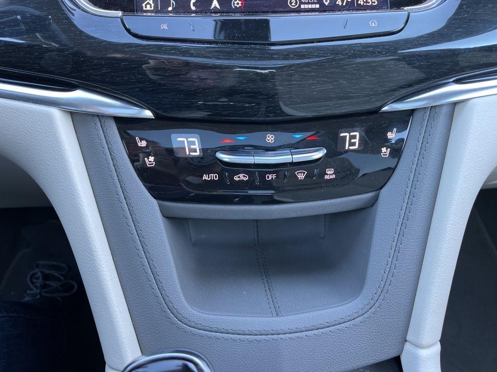 used 2023 Cadillac XT6 car, priced at $40,000