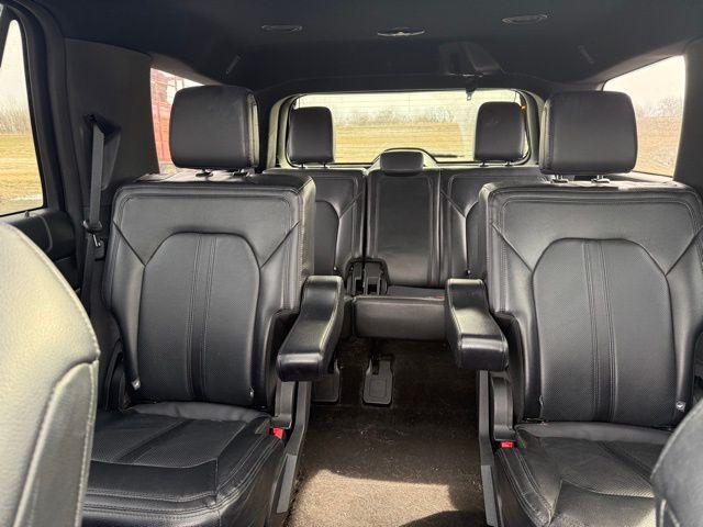 used 2021 Ford Expedition car, priced at $30,000