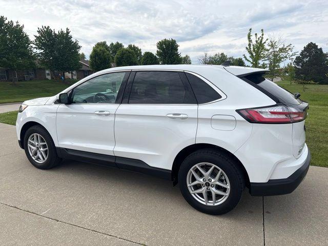 used 2024 Ford Edge car, priced at $33,000