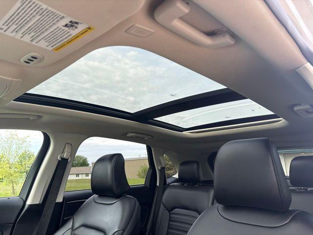 used 2024 Ford Edge car, priced at $33,000