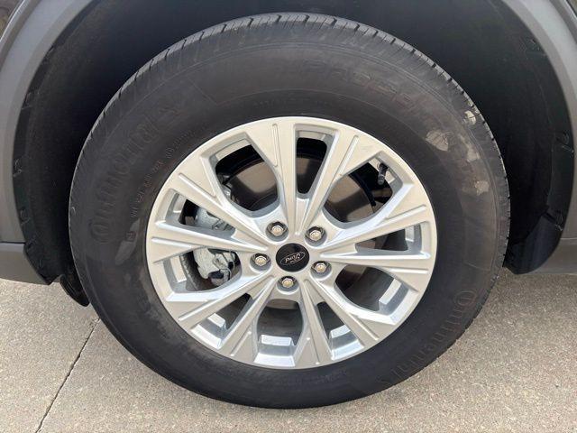 used 2024 Ford Escape car, priced at $26,000