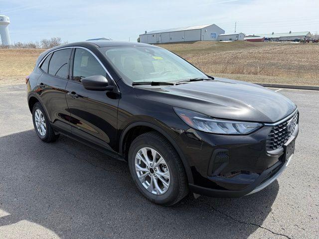 used 2024 Ford Escape car, priced at $25,000