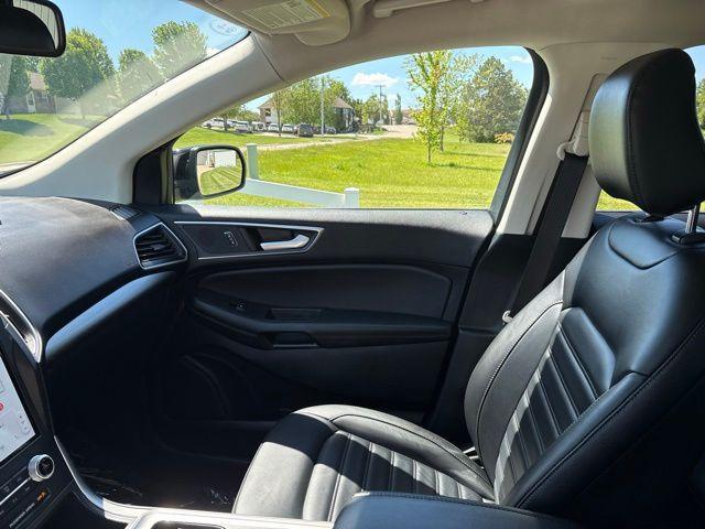 used 2024 Ford Edge car, priced at $33,000