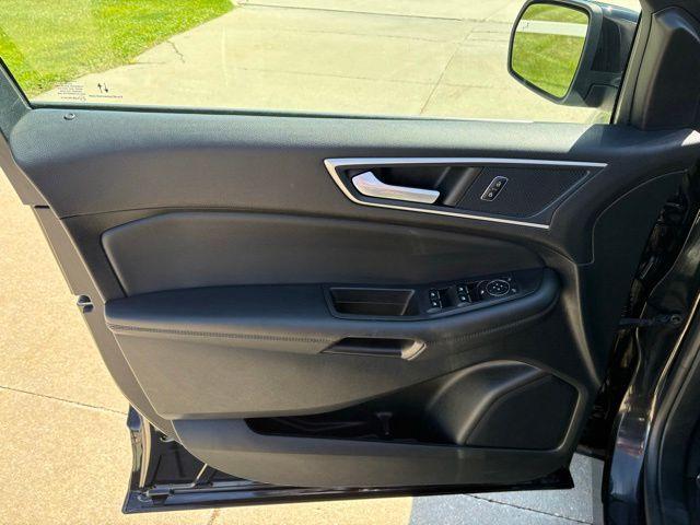 used 2024 Ford Edge car, priced at $33,000