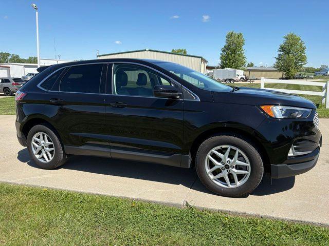 used 2024 Ford Edge car, priced at $33,000