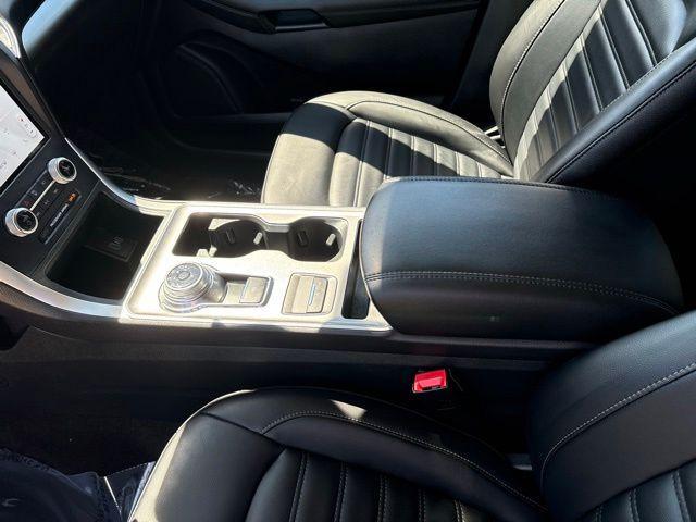 used 2024 Ford Edge car, priced at $33,000