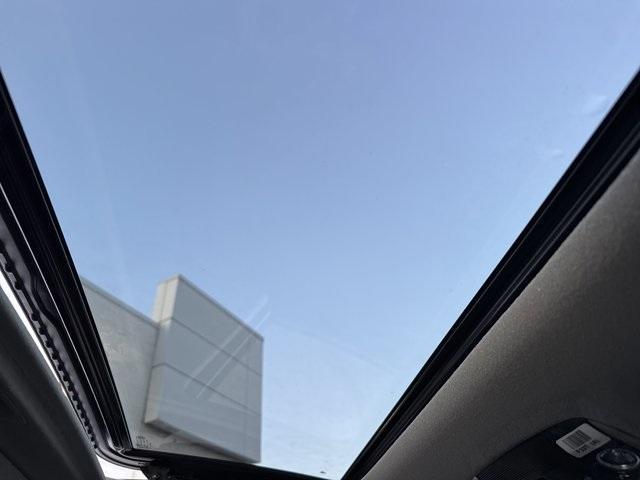 new 2025 Kia Niro car, priced at $30,990