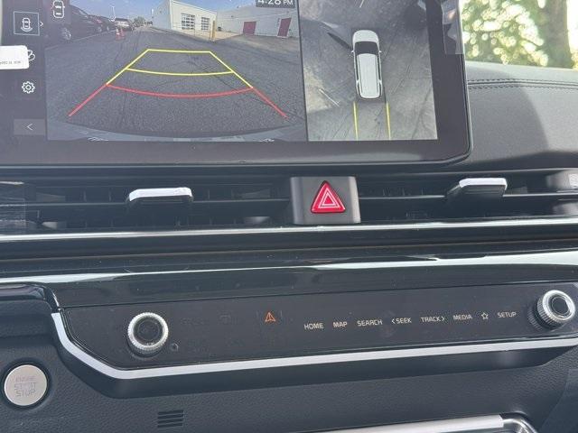 new 2026 Kia Carnival Hybrid car, priced at $55,285