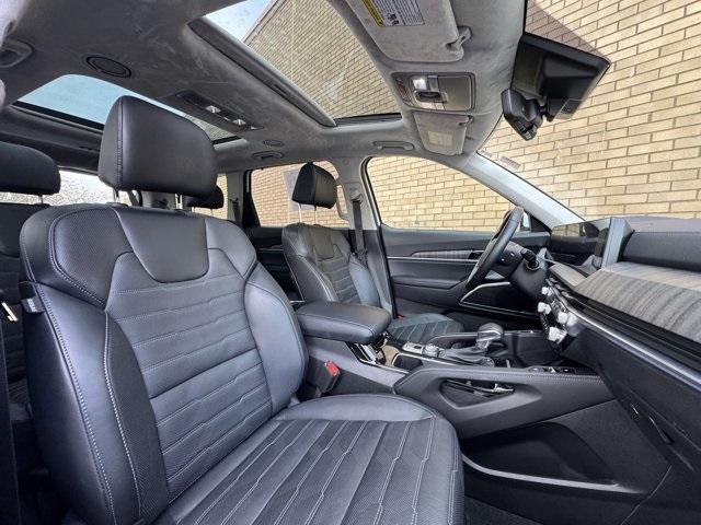 used 2024 Kia Telluride car, priced at $32,991