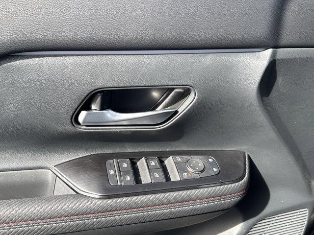 new 2025 Nissan Kicks car, priced at $22,219