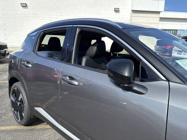 new 2025 Nissan Kicks car, priced at $22,219