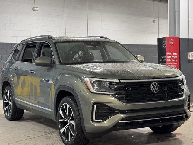 new 2026 Volkswagen Atlas car, priced at $51,941