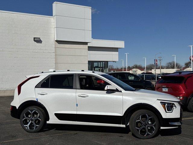 new 2025 Kia Niro car, priced at $30,990