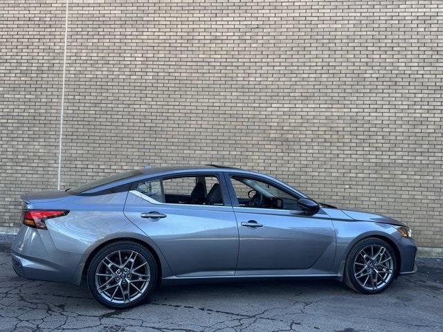 used 2023 Nissan Altima car, priced at $25,491