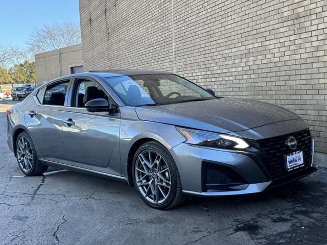 used 2023 Nissan Altima car, priced at $25,491