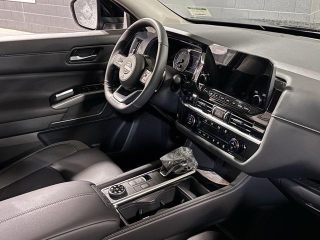 new 2025 Nissan Pathfinder car, priced at $35,515