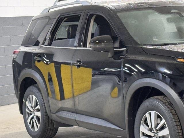 new 2025 Nissan Pathfinder car, priced at $35,515