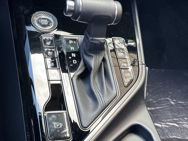 new 2025 Kia Niro car, priced at $33,890