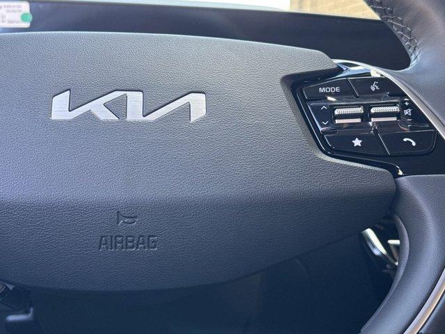 new 2025 Kia Niro car, priced at $33,890