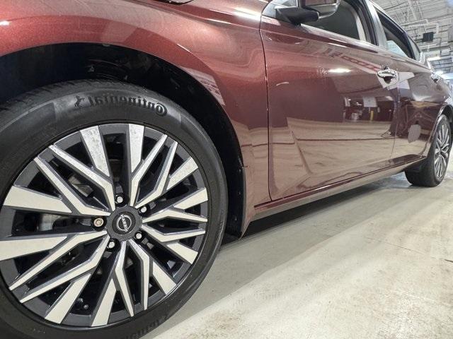 used 2023 Nissan Altima car, priced at $21,441