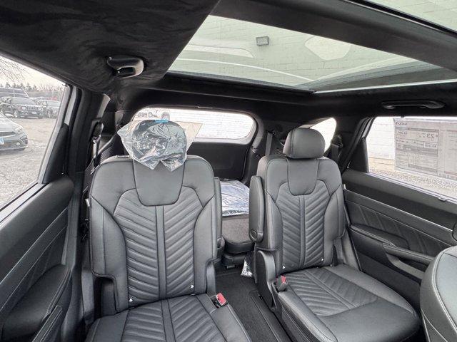 new 2025 Kia Sorento car, priced at $42,560