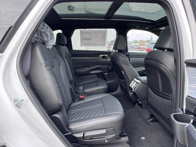 new 2025 Kia Sorento car, priced at $42,560