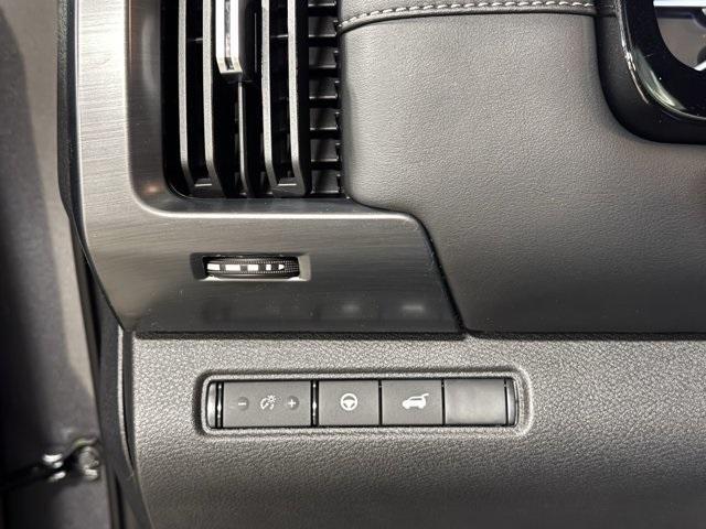 new 2025 Nissan Pathfinder car, priced at $35,436