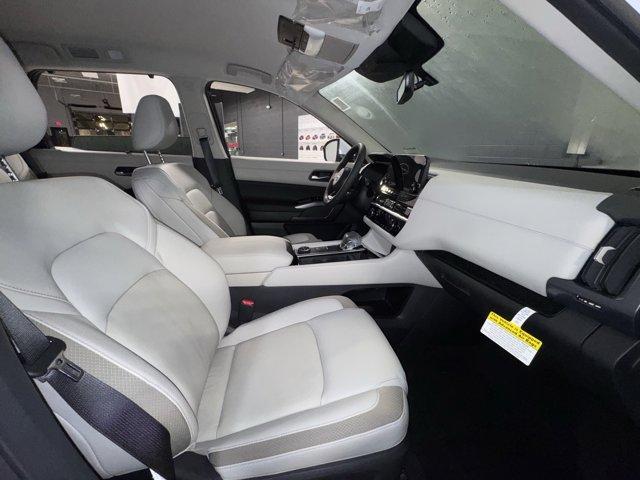 new 2025 Nissan Pathfinder car