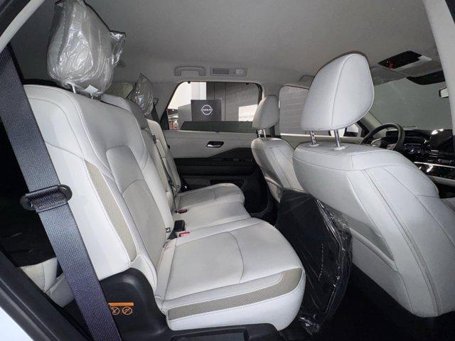 new 2025 Nissan Pathfinder car