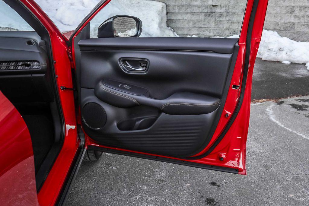 used 2025 Honda HR-V car, priced at $24,900