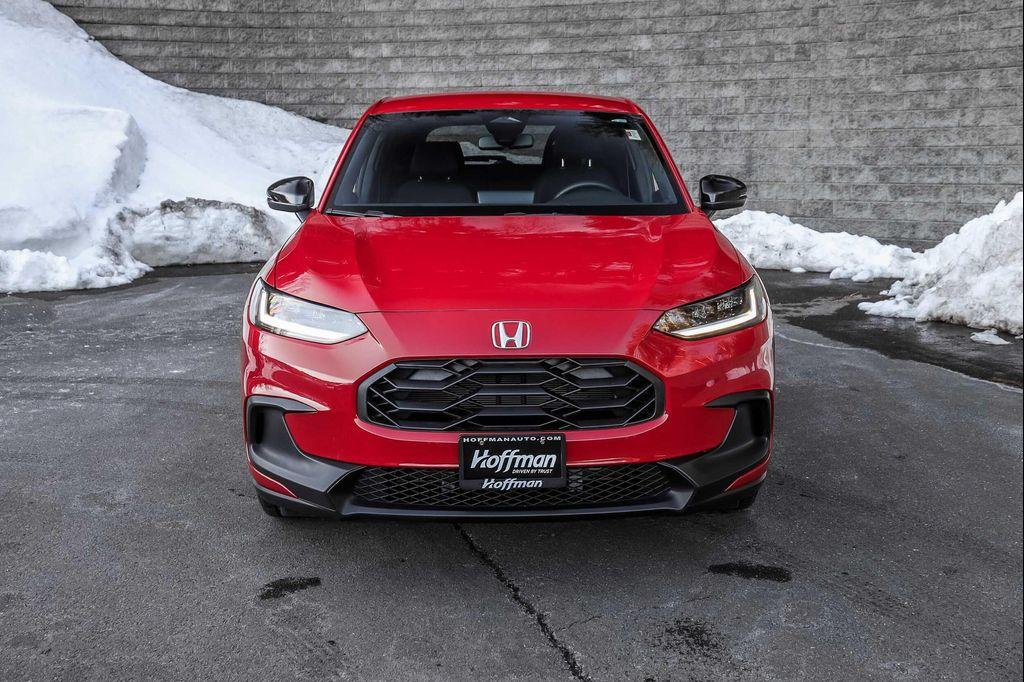 used 2025 Honda HR-V car, priced at $27,500