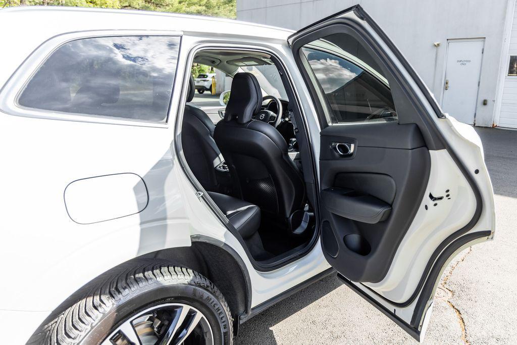 used 2020 Volvo XC60 car, priced at $15,299