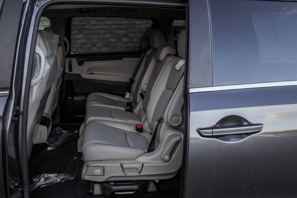 new 2026 Honda Odyssey car, priced at $43,585