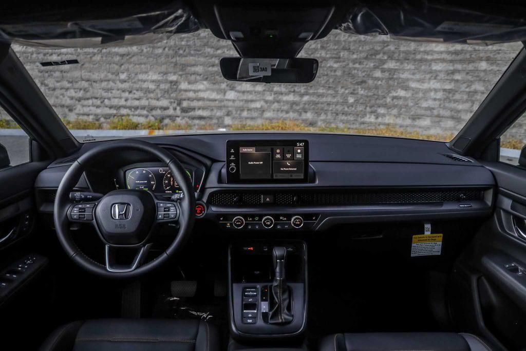 new 2026 Honda CR-V Hybrid car, priced at $40,675