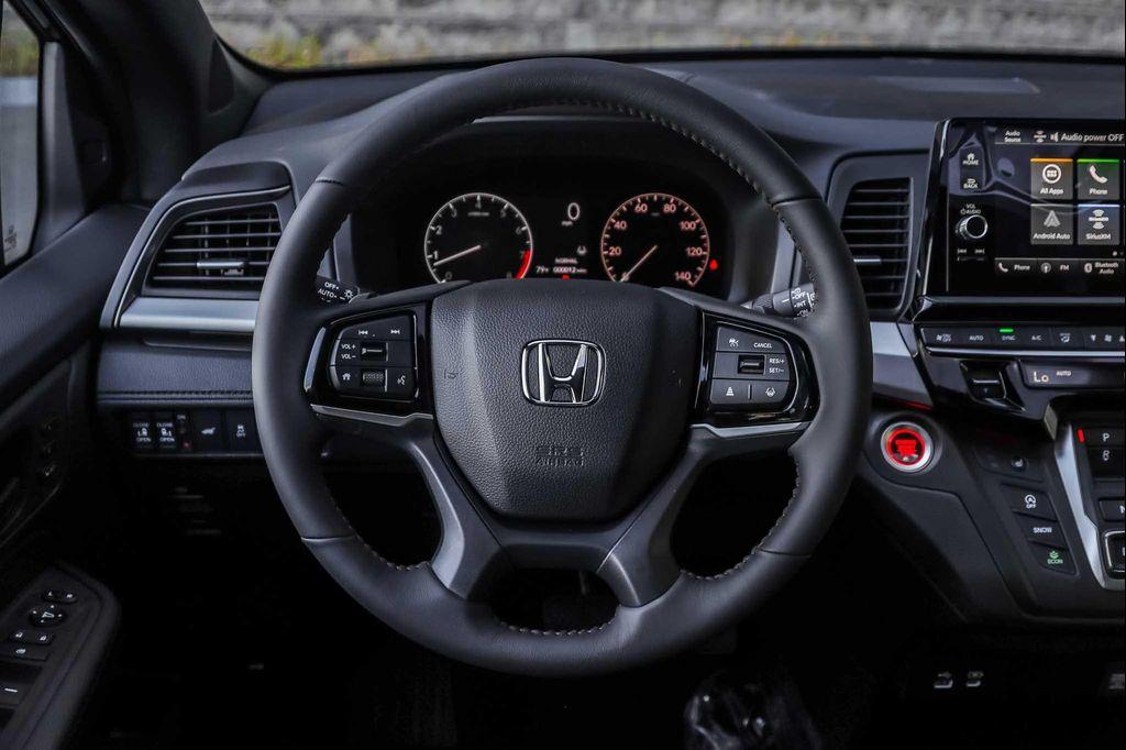 new 2026 Honda Odyssey car, priced at $45,125