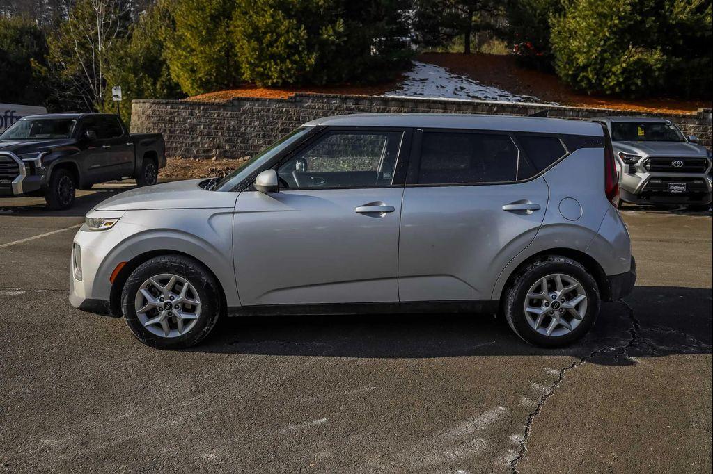 used 2021 Kia Soul car, priced at $12,750