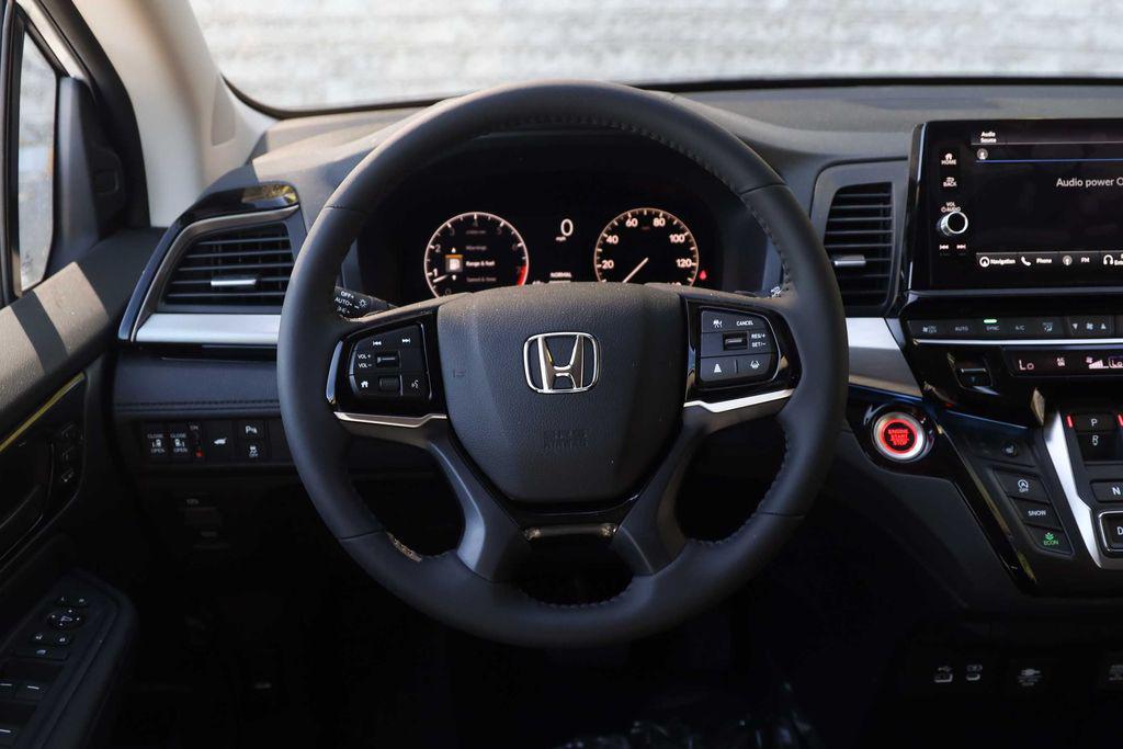 new 2026 Honda Odyssey car, priced at $48,689