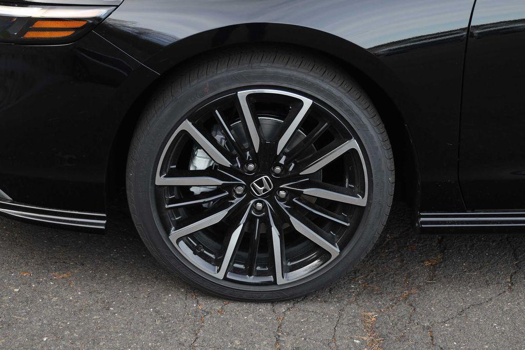 new 2026 Honda Accord Hybrid car, priced at $39,940