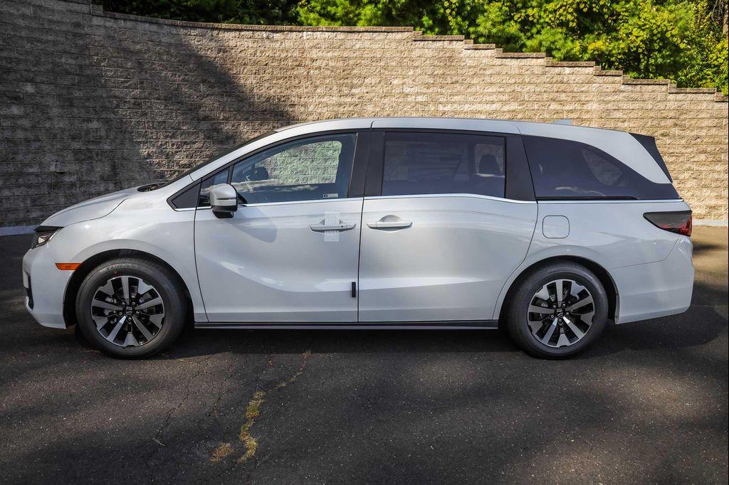 new 2026 Honda Odyssey car, priced at $43,495