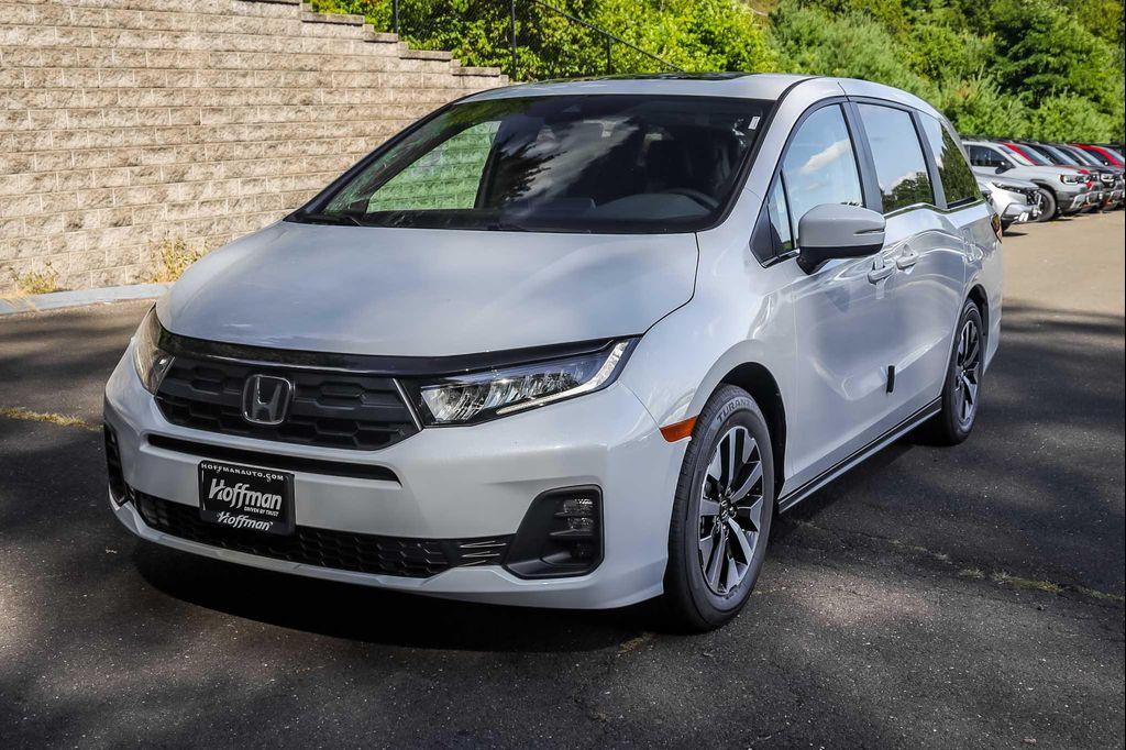 new 2026 Honda Odyssey car, priced at $43,495