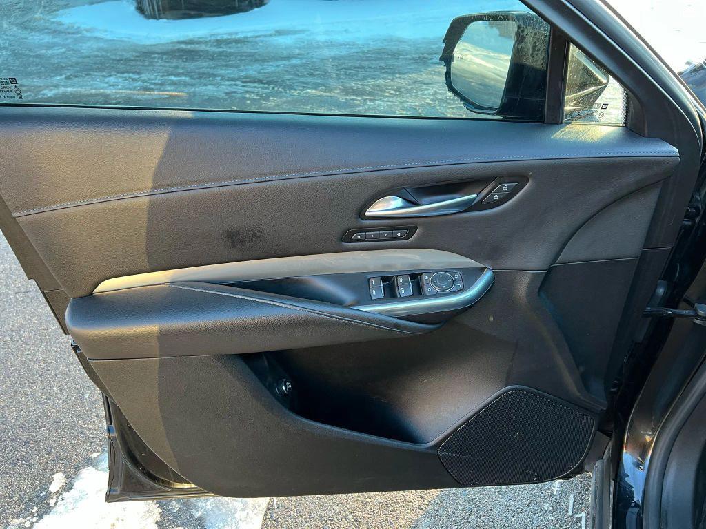 used 2021 Cadillac XT4 car, priced at $17,975