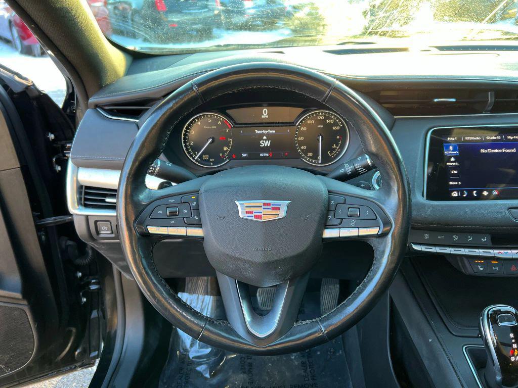 used 2021 Cadillac XT4 car, priced at $17,975