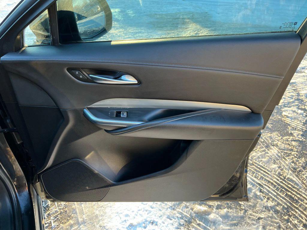 used 2021 Cadillac XT4 car, priced at $17,975